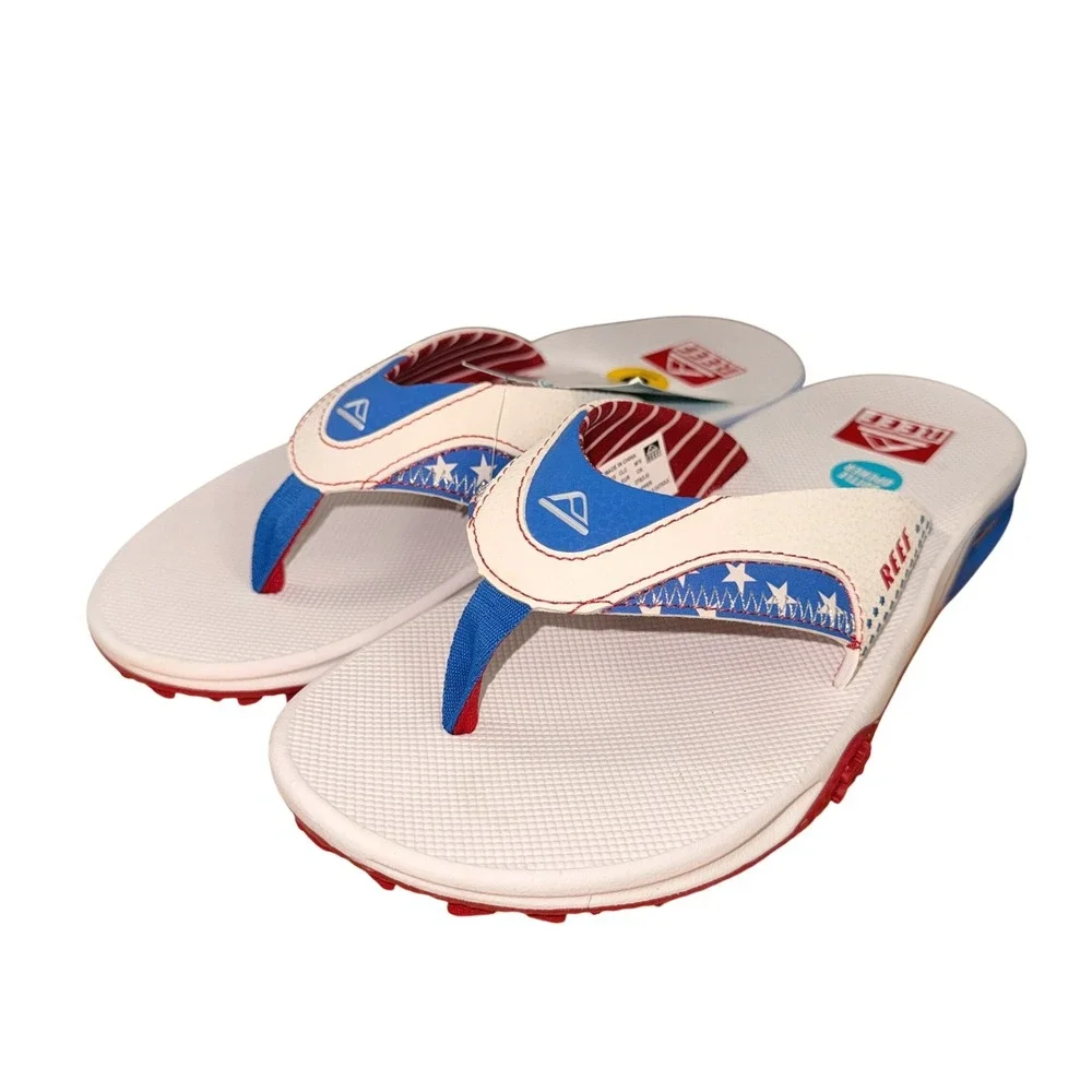 NEW Reef Fanning Tailgate Mens 9 Flip Flops White Red Blue Stars Stripes CJ6407
